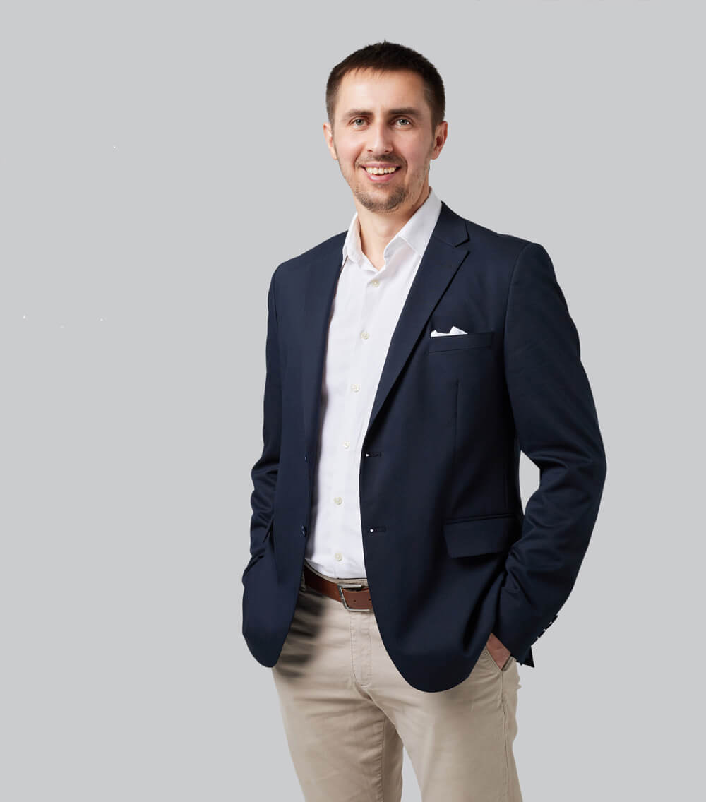 студия Максима Зубрея