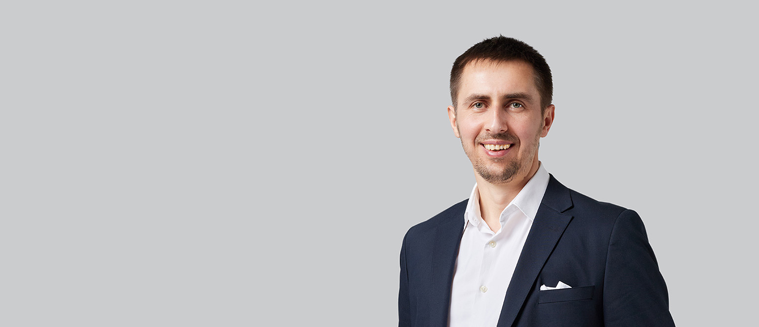 Максим Зубрей